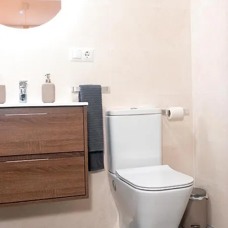 Apt Old Town 3 Bedrooms, 2 Bathrooms, Wifi Apartman